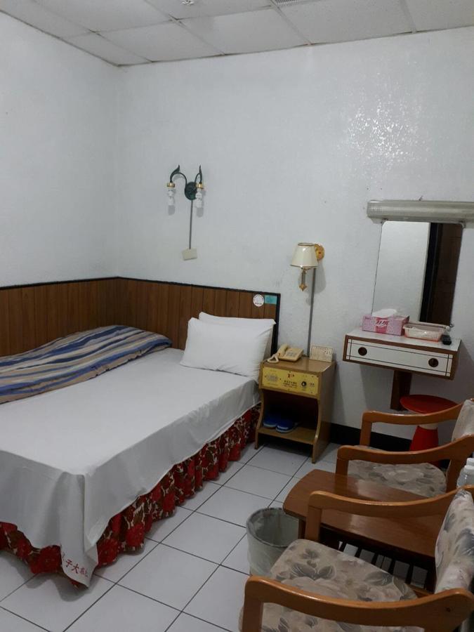 Zhen Wang Zi Hotel Chenggong Exterior photo
